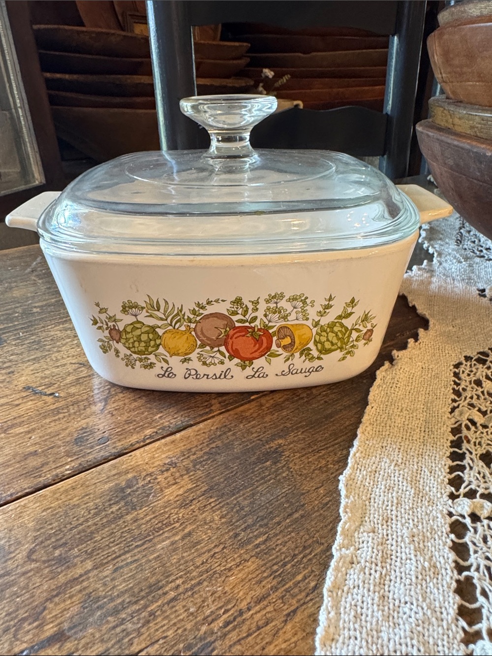 Vintage Pyrex Spice of Life 1.5 quart with lid
